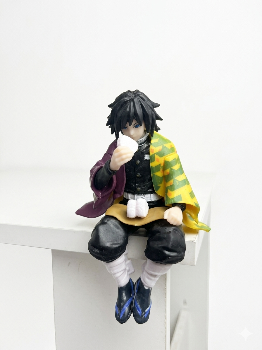 Giyu Tomioka Mini Sitting Action Figure