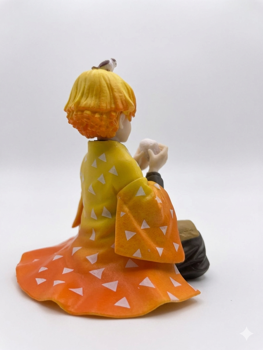 Zenitsu Agatsuma Mini Sitting Action Figure