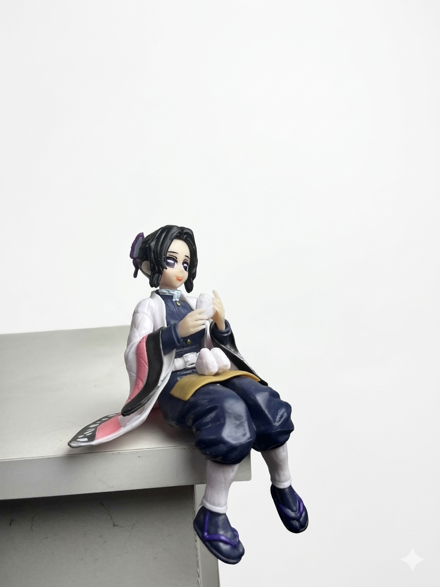 Shinobu Kochō  Mini Sitting Action Figure